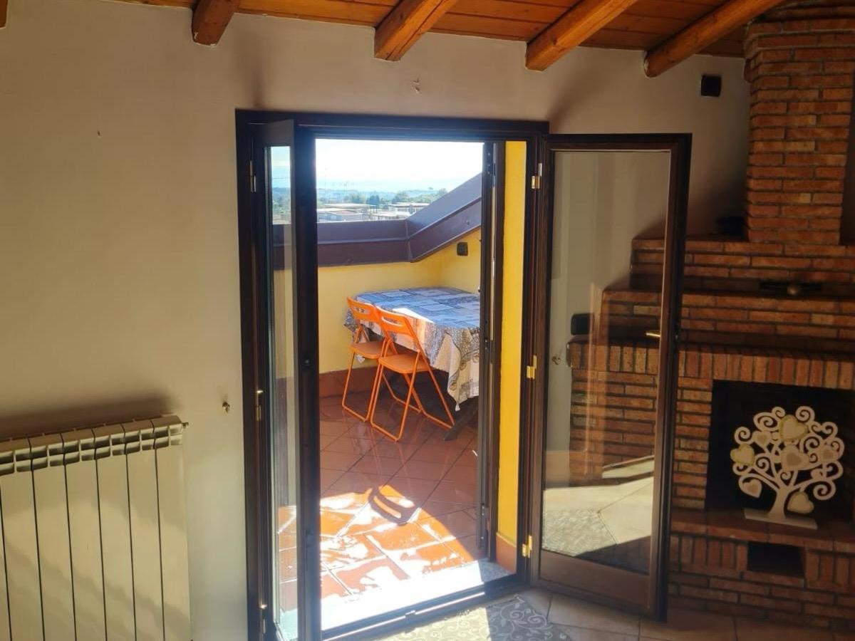 Casa Vacanza Lmt Aci Catena Exteriör bild