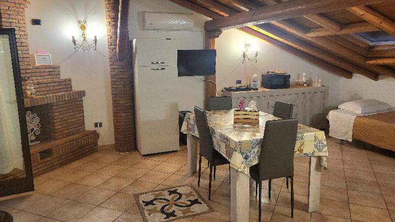 Casa Vacanza Lmt Aci Catena Exteriör bild